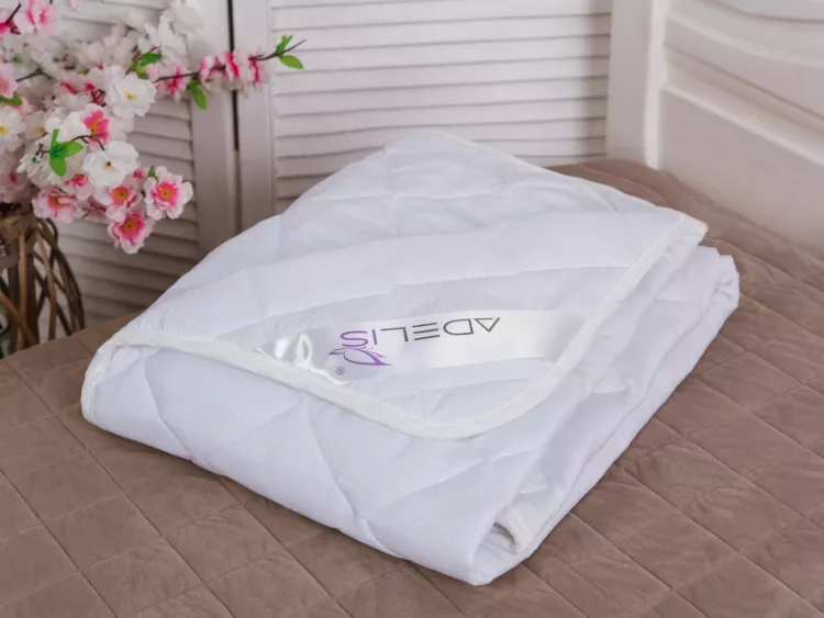 Одеяло "Лебяжий пух" облегченное микрофибра (бел) детское