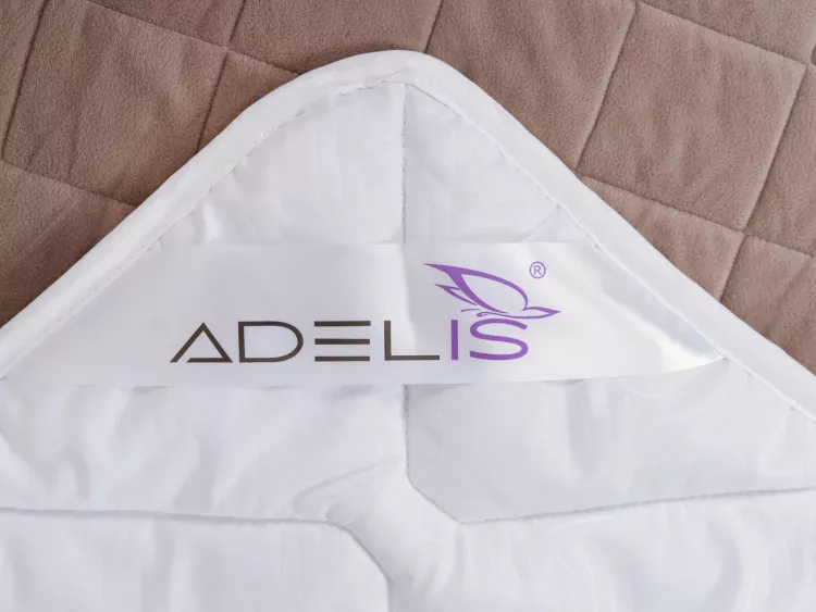 Одеяло "Лебяжий пух" всесезонное микрофибра (бел)