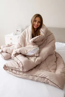 Одеяло "Волшебный сон" верблюжья шерсть микрофибра